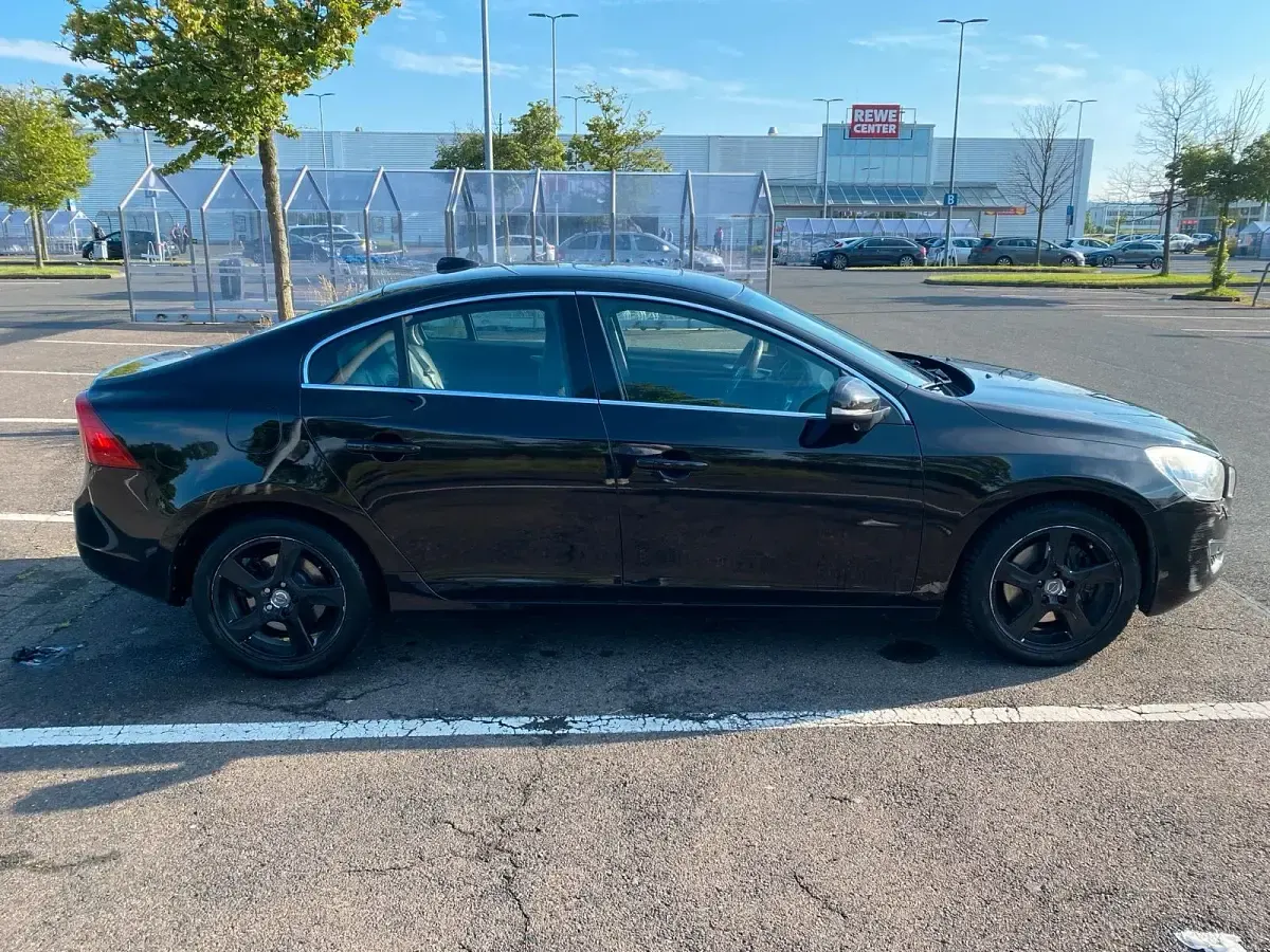 Gebraucht Volvo S60 205 PS (150 kW) 2010 Schwarz Limousine