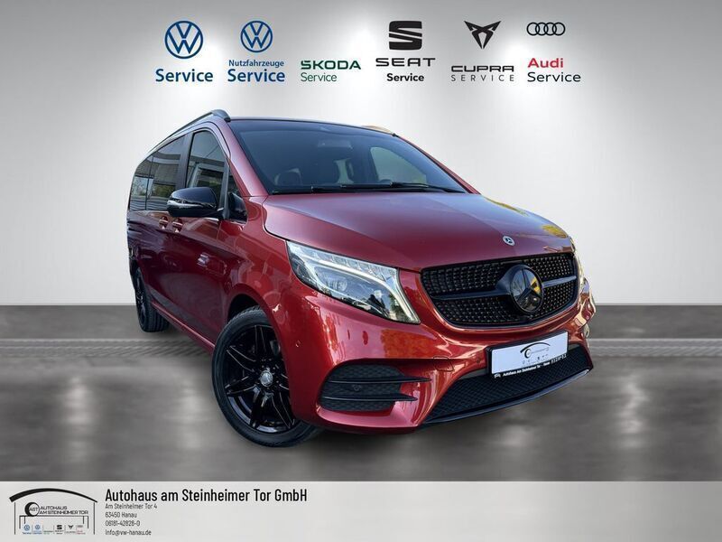 Rot Gebraucht 2021 Mercedes V250 AMG Van / Kleinbus | 48.890 € (Guter Preis) - Bild 1/4
