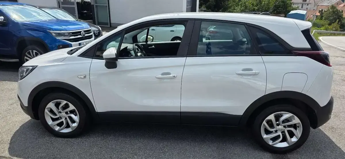 Gebraucht Opel Crossland X Edition 110 PS (80 kW) 2019 Schneeweiss/summitwhite/arctic SUV