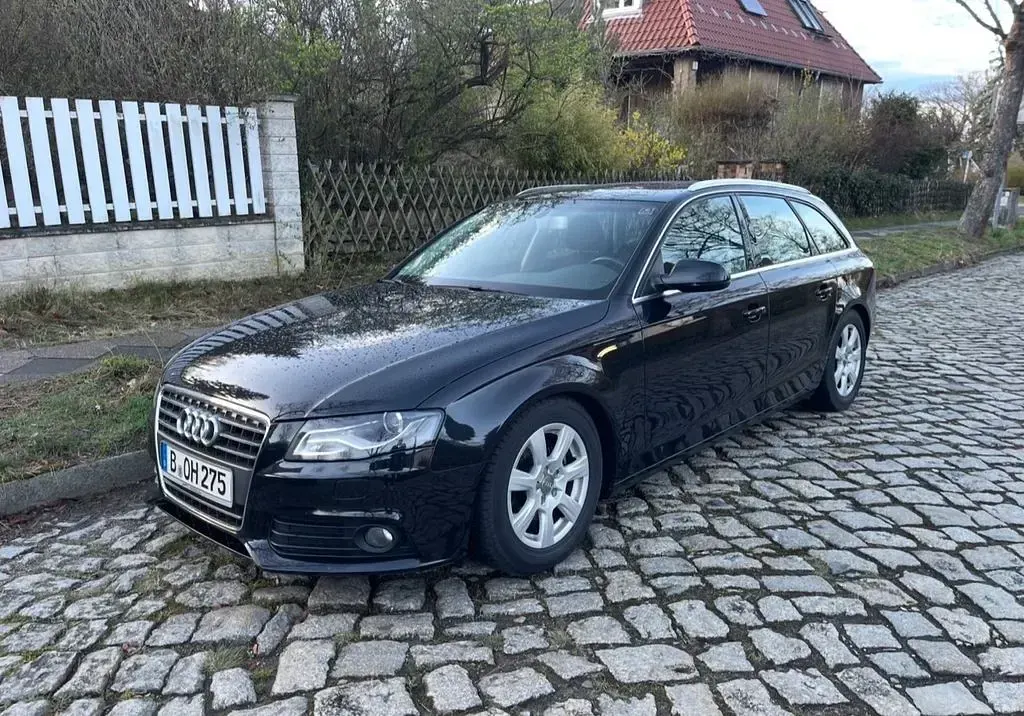 Gebraucht Audi A4 Performance 143 PS (105 kW) 2011 Schwarz Kombi