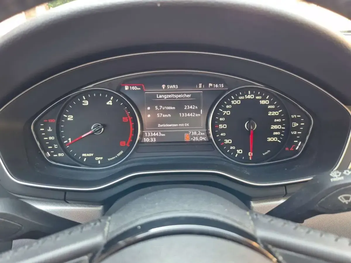 Gebraucht Audi A4 Sport 150 PS (110 kW) 2017 Grau Kombi