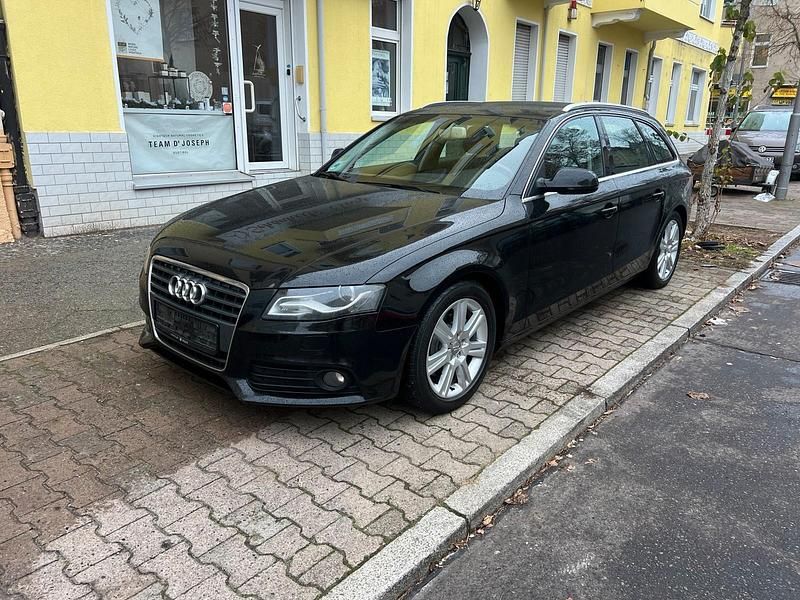 Schwarz Gebraucht 2010 Audi A4 Kombi | 5.400 € (Guter Preis) - Bild 1/4