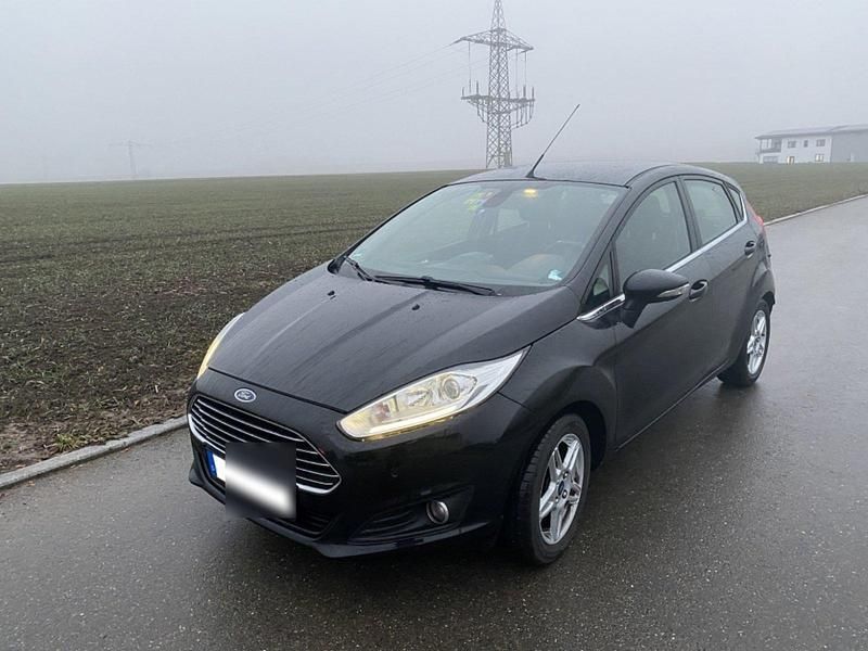 Schwarz Gebraucht 2013 Ford Fiesta Titanium Kleinwagen | 3.200 € (Guter Preis) - Bild 1/4