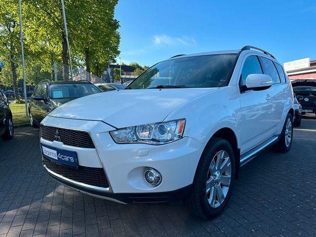 Weiß Gebraucht 2013 Mitsubishi Outlander Invite SUV | 10.980 € (Teuer) - Bild 1/1