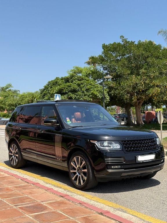 Schwarz Gebraucht 2014 Land Rover Range Rover Autobiography SUV | 28.000 € (Etwas zu teuer) - Bild 1/4