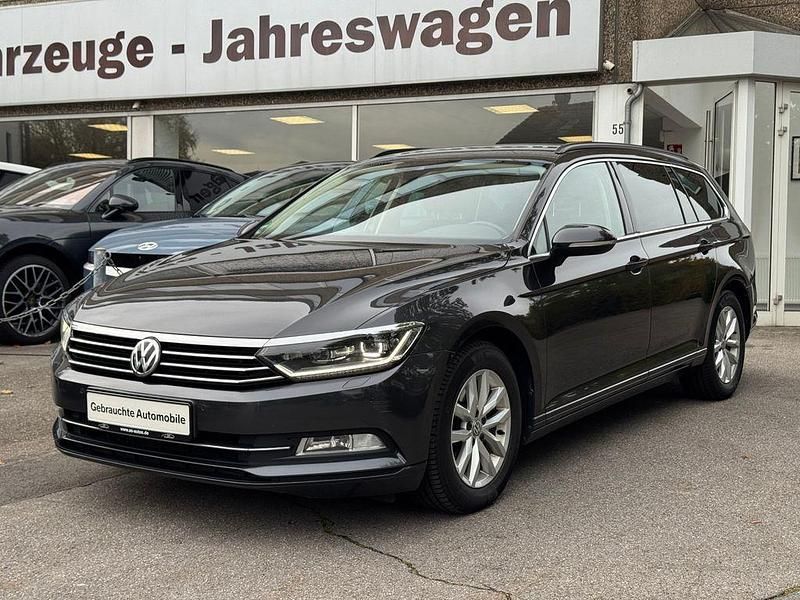 Mangangrau Gebraucht 2019 VW Passat Comfortline Kombi | 13.990 € (Fairer Preis) - Bild 1/4