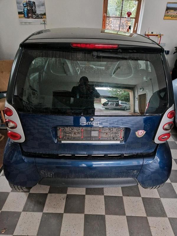Blau Gebraucht 2003 Smart ForTwo Coupé Kleinwagen | 1.500 € - Bild 1/4