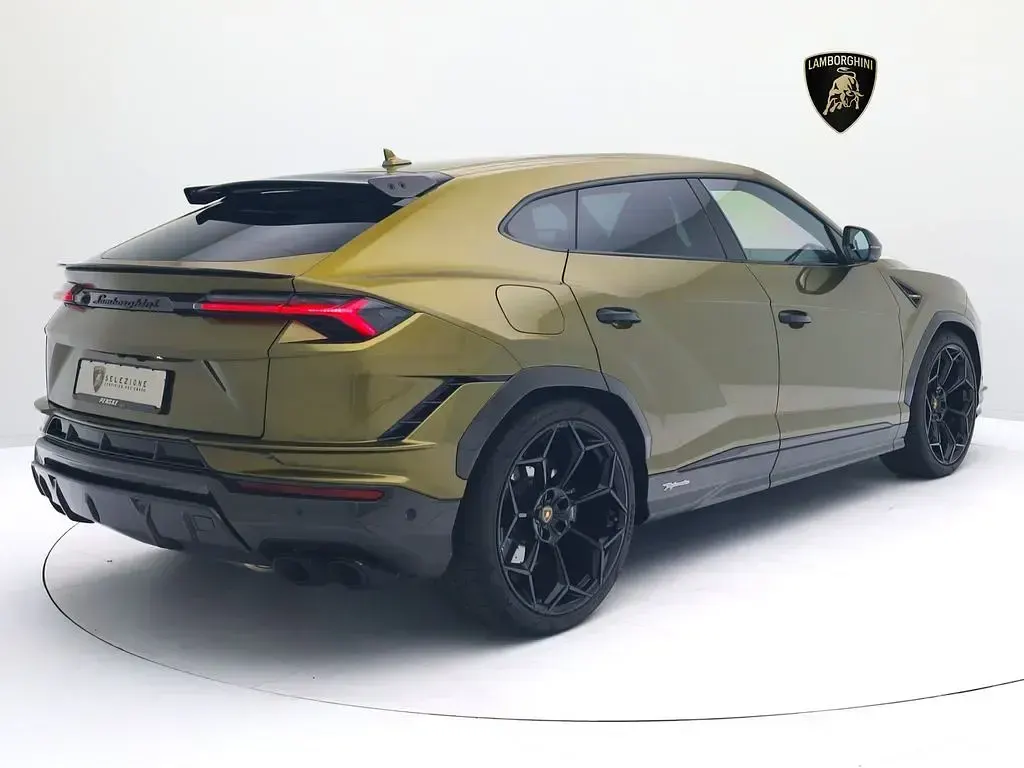 Gebraucht Lamborghini Urus 666 PS (489 kW) 2025 Verde gea lucido SUV