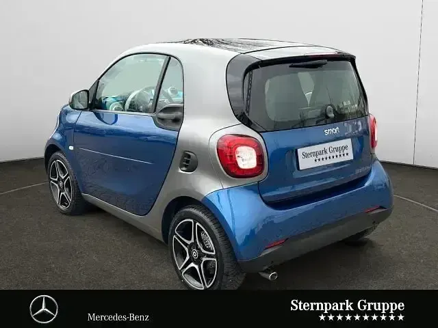 Gebraucht Smart ForTwo Coupé Proxy 71 PS (52 kW) 2017 Midnight blue Coupé