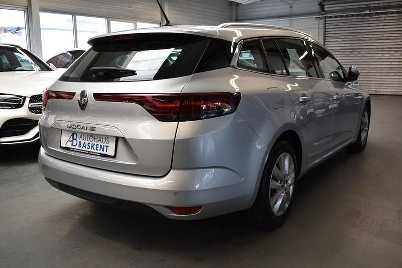 Gebraucht Renault Mégane IV Business 116 PS (85 kW) 2021 Grau Limousine