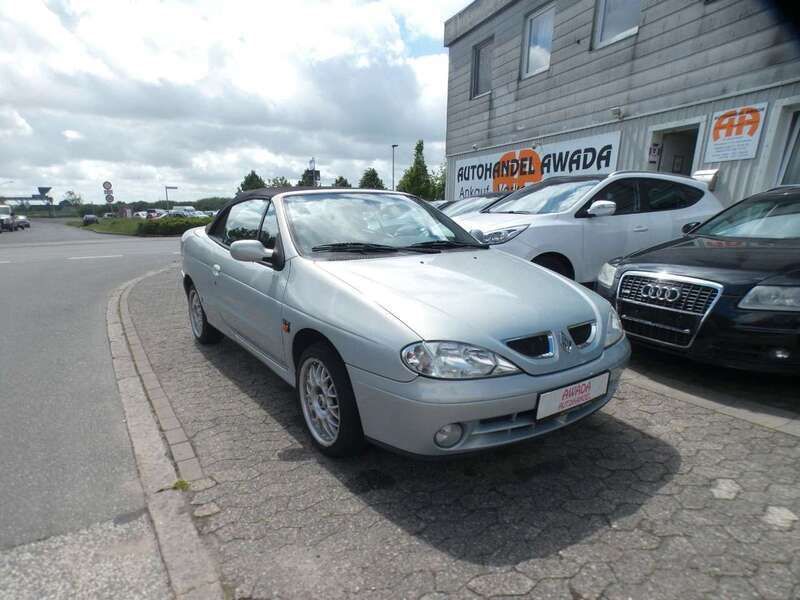 Grau metallic Gebraucht 2002 Renault Mégane Cabriolet Privilege Cabrio | 2.999 € (Fairer Preis) - Bild 1/4