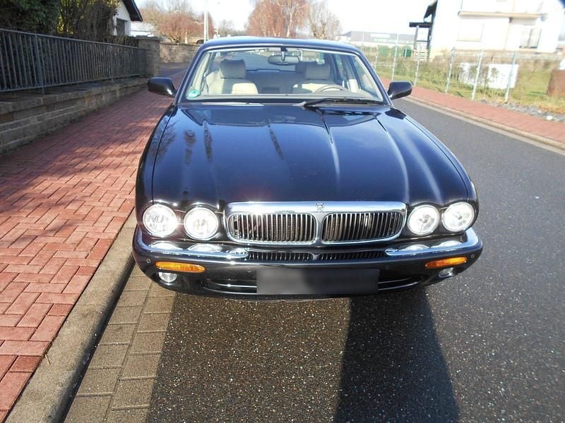 Gebraucht Jaguar XJ8 Executive 237 PS (174 kW) 1998 Schwarz Limousine