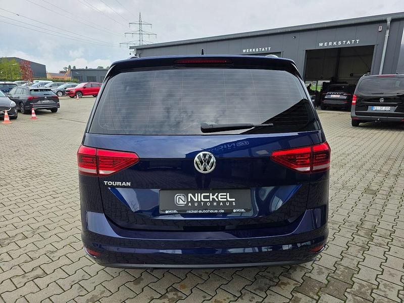 Gebraucht VW Touran 116 PS (85 kW) 2019 Blau Van / Kleinbus
