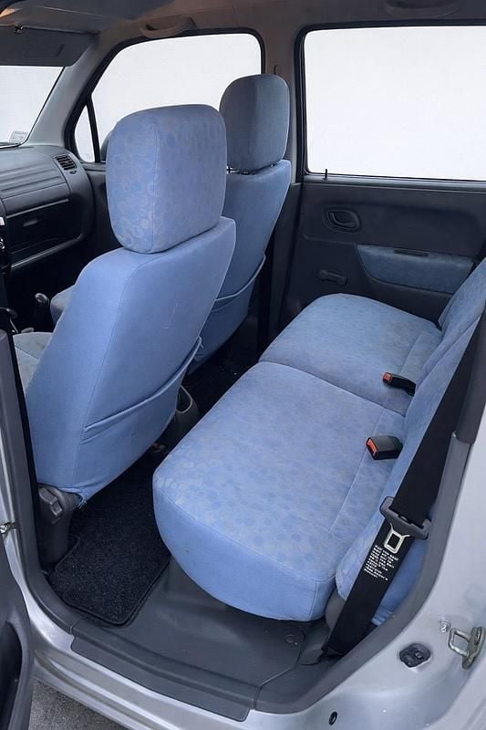 Gebraucht Suzuki Wagon R+ 75 PS (55 kW) 2001 Silber Van / Kleinbus