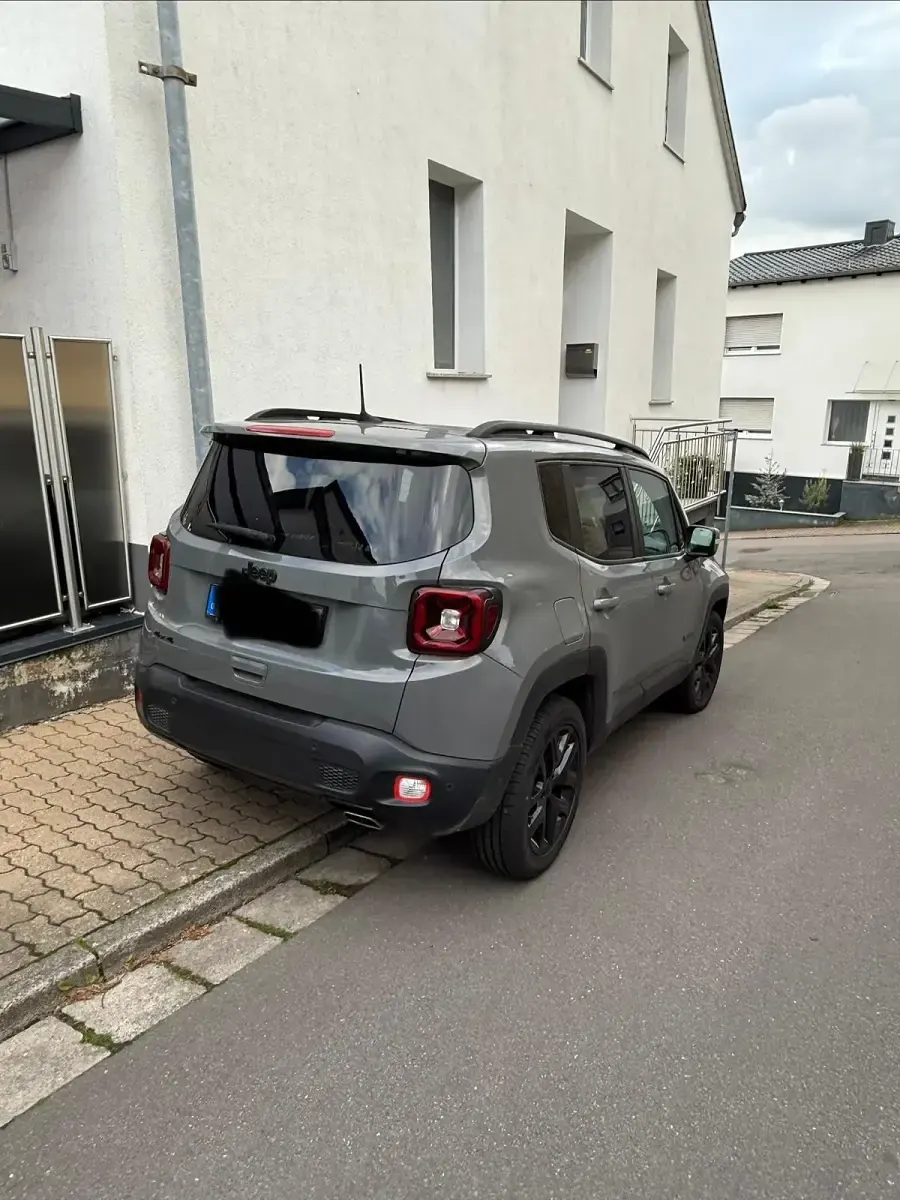 Gebraucht Jeep Renegade 179 PS (131 kW) 2020 Grau SUV