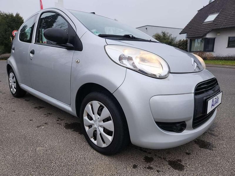 Gebraucht Citroën C1 Advance 68 PS (50 kW) 2011 Silver grey 1e7 Kleinwagen