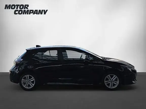 Gebraucht Toyota Corolla Business Edition 122 PS (89 kW) 2022 Mysticschwarz mica