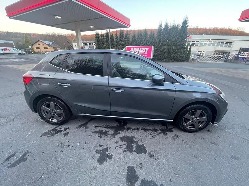 Gebraucht Seat Ibiza 75 PS (55 kW) 2024 Grau Kleinwagen