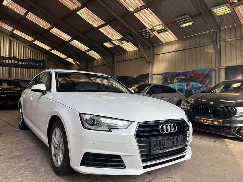 Gebraucht Audi A4 Basis 150 PS (110 kW) 2018 Weiß Kombi