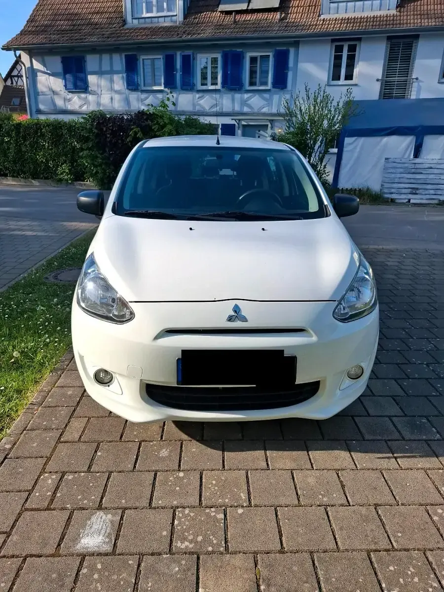 Gebraucht Mitsubishi Space Star 71 PS (52 kW) 2014 Weiß Van / Kleinbus