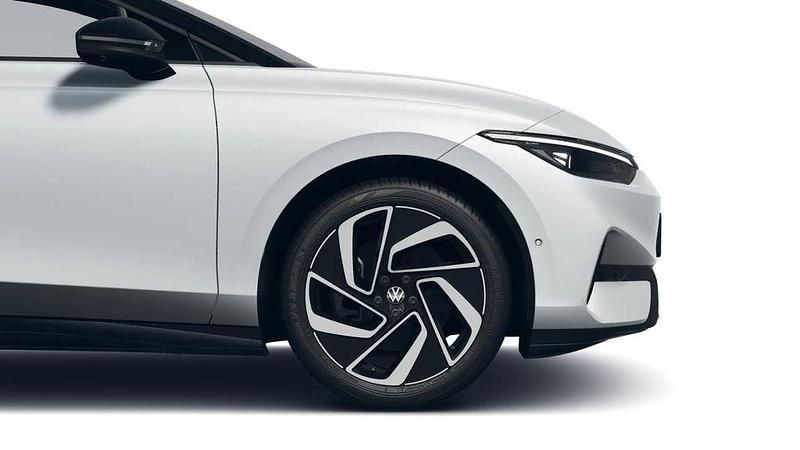 Gebraucht VW ID.7 Pro 210 kW (286 PS) 2025 Gletscherweiß metallic schwarz (metallic) Limousine