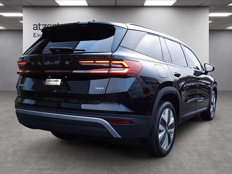 Neu Skoda Kodiaq Selection 193 PS (141 kW) 2025 Blackmagic perleffekt SUV