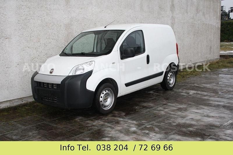 Gebraucht Fiat Fiorino 80 PS (58 kW) 2015 Weiß Van / Kleinbus