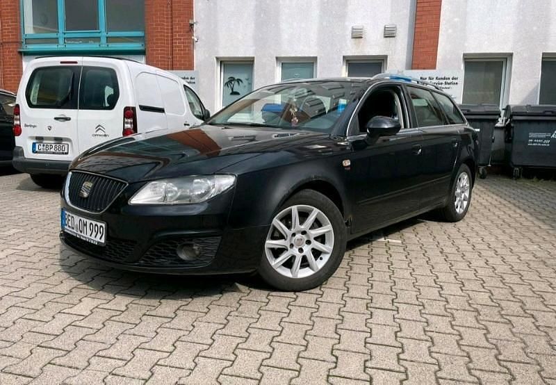 Schwarz Gebraucht 2009 Seat Exeo Kombi | 1.799 € (Superpreis) - Bild 1/4