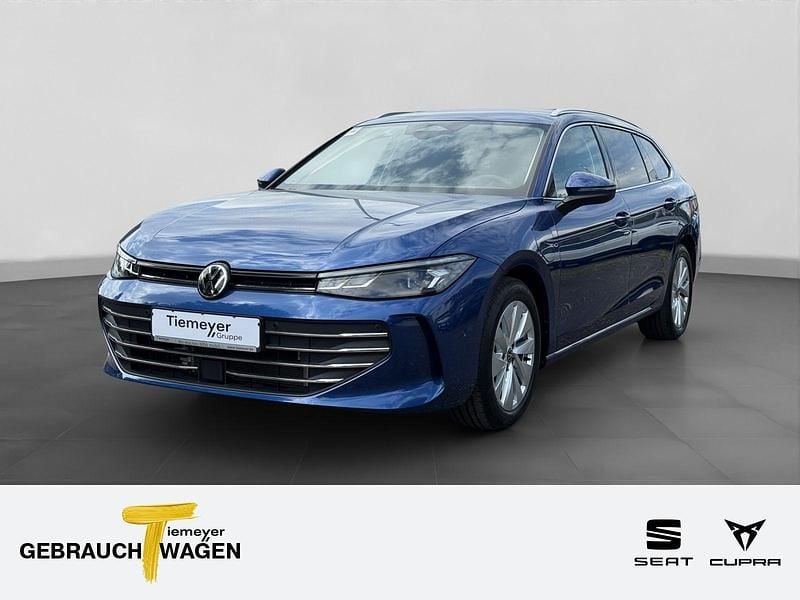 Blau Gebraucht 2024 VW Passat Business Kombi | 38.790 € (Superpreis) - Bild 1/4