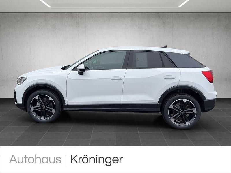 Neu Audi Q2 Advanced Plus 150 PS (110 kW) 2026 Weiß SUV