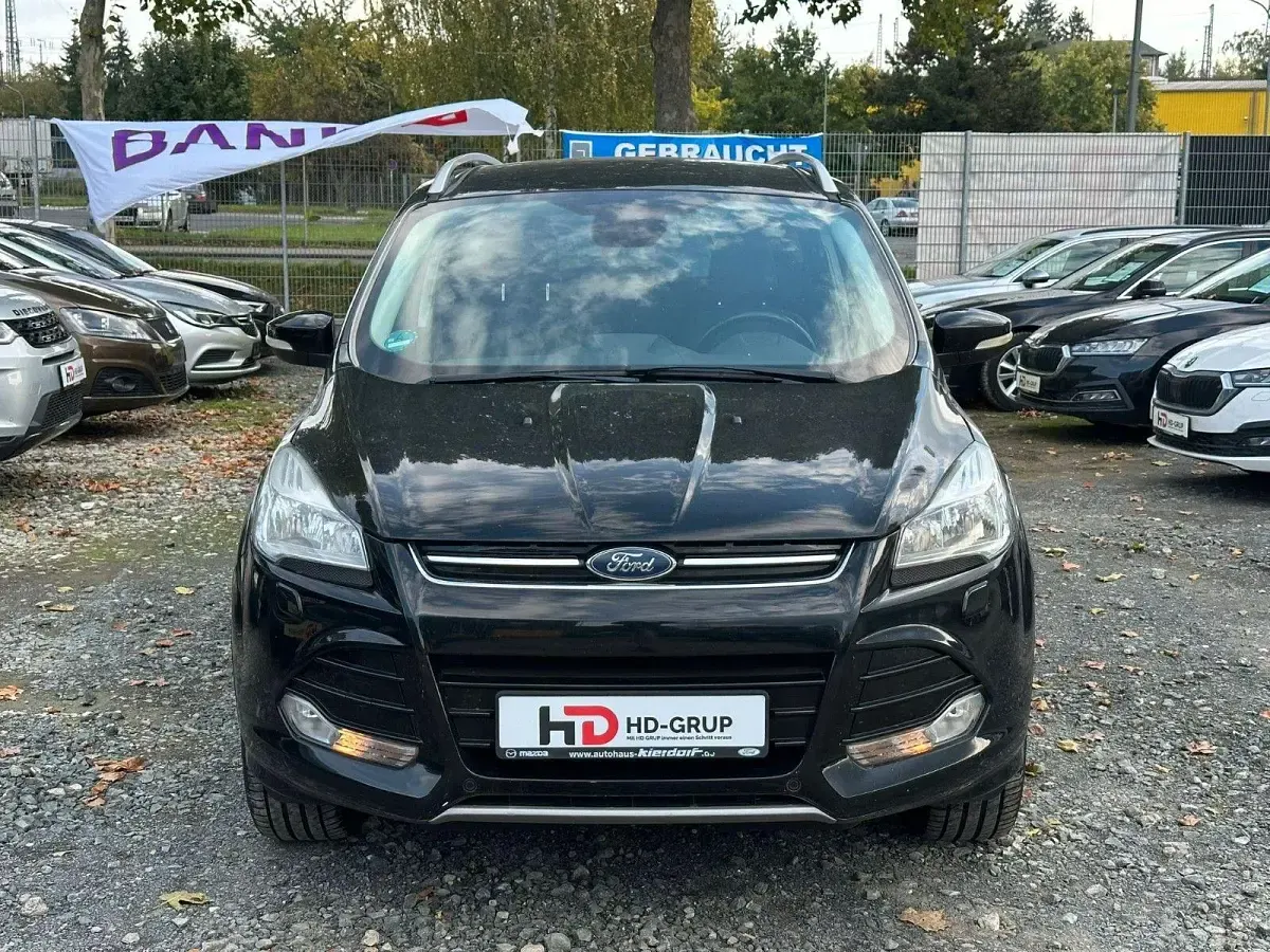 Używany Ford Kuga Titanium 150 KM (110 kW) 2016 Czarny SUV
