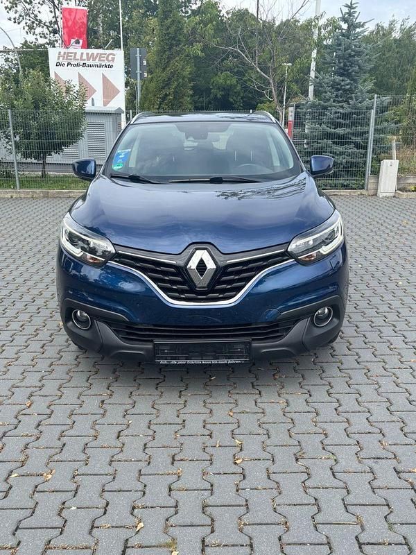 Usado Renault Kadjar Experience 131 HP (96 kW) 2017 Azul SUV