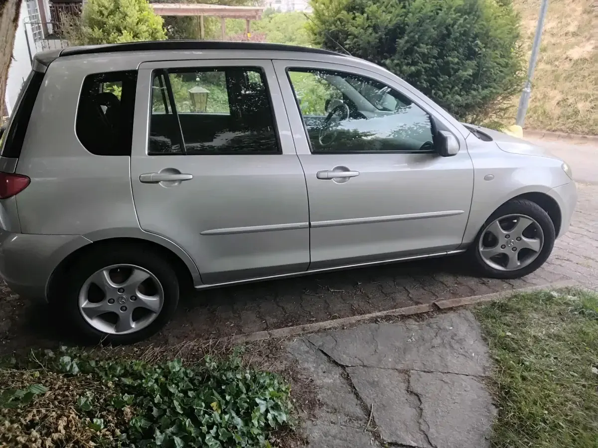 Gebraucht Mazda 2 80 PS (58 kW) 2004 Grau Kleinwagen