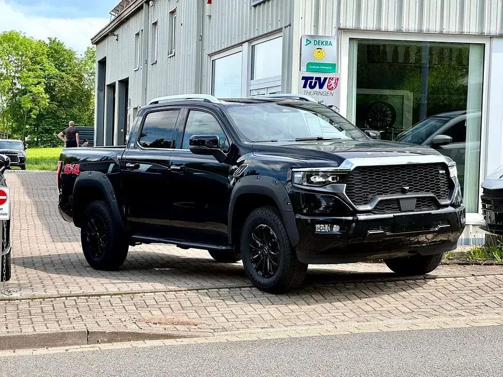 Neu Foton 4 159 PS (116 kW) 2026 Schwarz Pickup