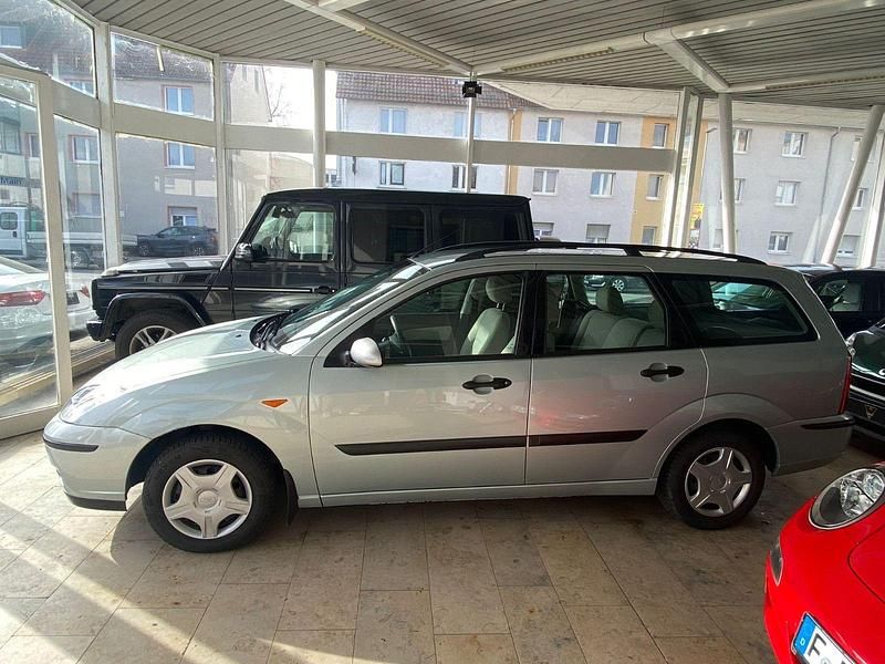 Gebraucht Ford Focus Finesse 101 PS (74 kW) 2003 Silber Kombi