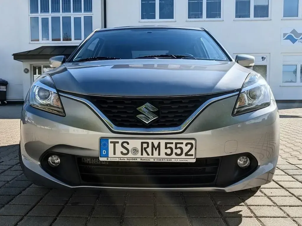 Gebraucht Suzuki Baleno Comfort 111 PS (81 kW) 2016 Silber Kleinwagen