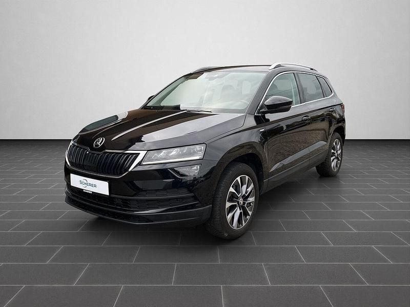 Blackmagic perleffekt (metallic) Gebraucht 2020 Skoda Karoq Ambition SUV | 21.980 € (Guter Preis) - Bild 1/4