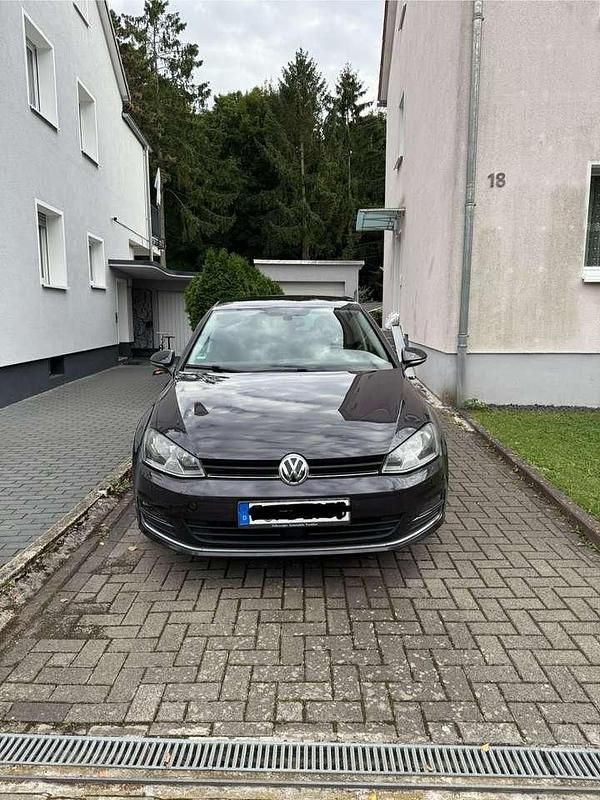 Gebraucht 2015 VW Golf VII LOUNGE Limousine | 11.999 € (Fairer Preis) - Bild 1/4