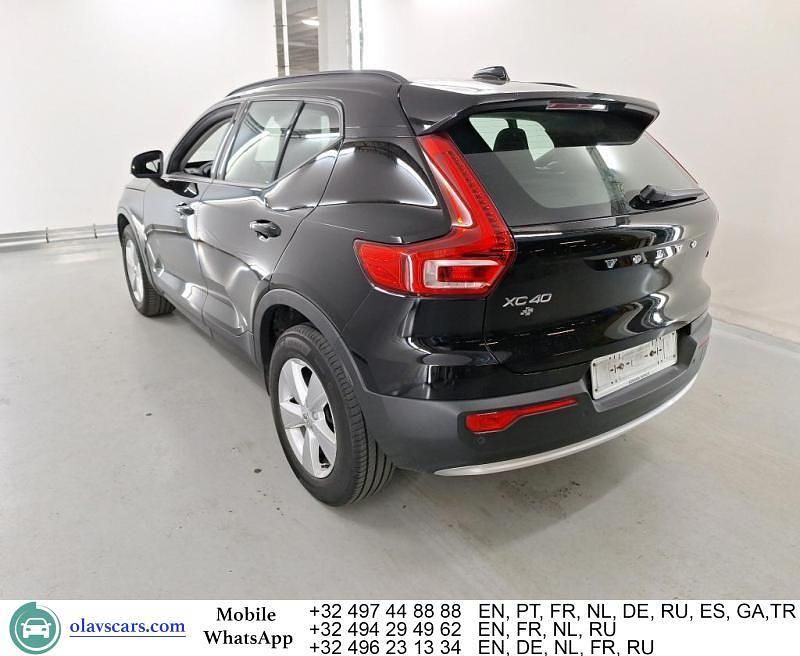 Gebraucht Volvo XC40 129 PS (94 kW) 2023 Schwarz SUV
