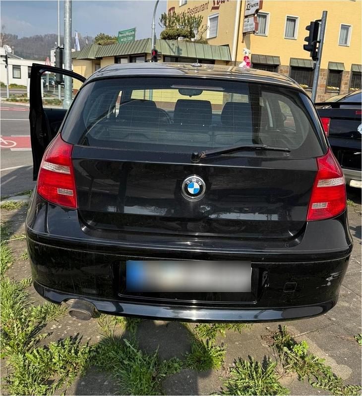 Gebraucht BMW 120 170 PS (125 kW) 2007 Schwarz Kleinwagen