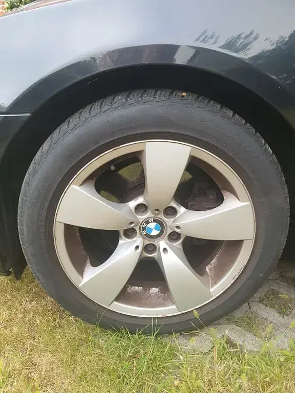 Gebraucht BMW 523 177 PS (130 kW) 2005 Schwarz Limousine