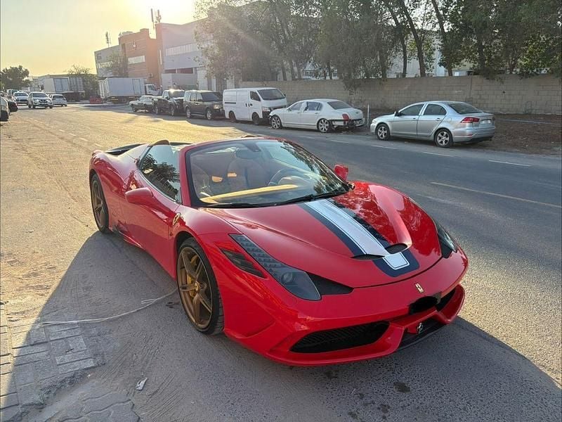 Rot Gebraucht 2013 Ferrari 458 Cabrio | 130.000 € - Bild 1/4