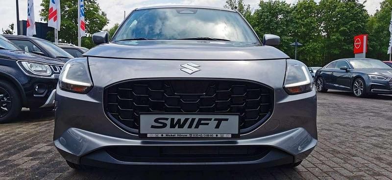 Gebraucht Suzuki Swift Comfort 83 PS (61 kW) 2024 Silber Kleinwagen