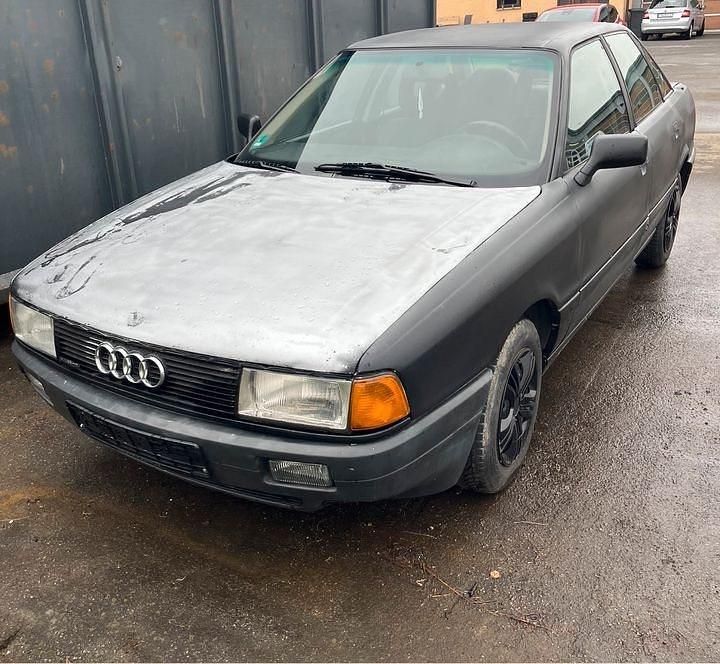 Second-hand Audi 80 70 CP (51 kW) 1991 Negru Berlinǎ