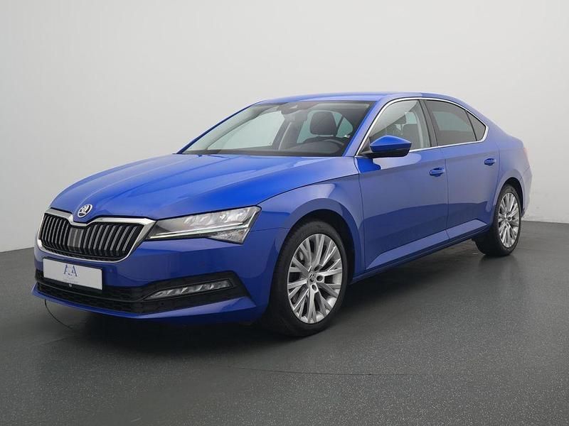 Gebraucht Skoda Superb Ambition 200 PS (147 kW) 2022 Blau Limousine