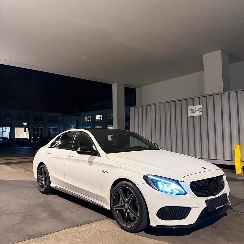 Weiß Gebraucht 2016 Mercedes C450 AMG AMG Limousine | 25.500 € - Bild 1/4