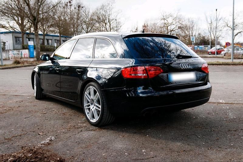 Gebraucht Audi A4 S-Line 160 PS (117 kW) 2011 Schwarz Kombi