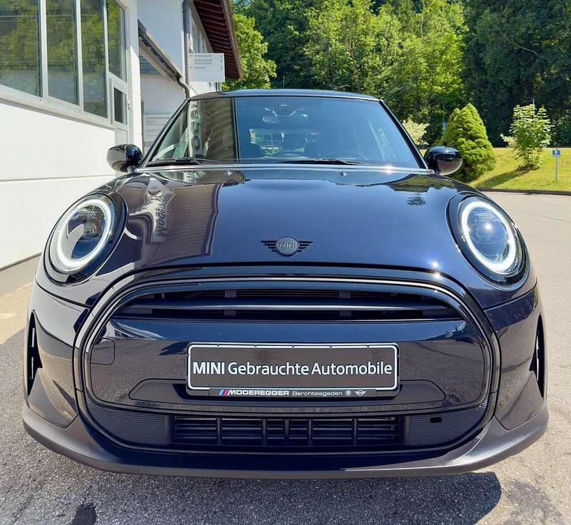 Gebraucht Mini Cooper 136 PS (100 kW) 2023 Schwarz Kleinwagen
