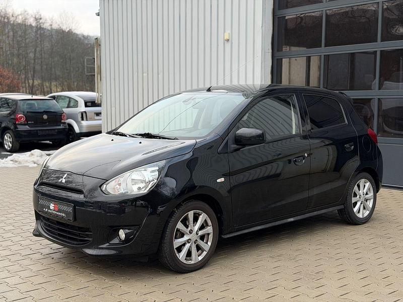 Gebraucht Mitsubishi Space Star 80 PS (58 kW) 2013 Schwarz Van / Kleinbus