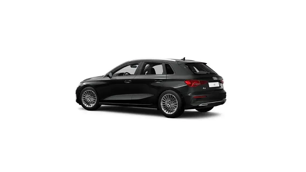 Używany Audi A3 Advanced 150 KM (110 kW) 2022 Czarny Sedan/Limuzyna